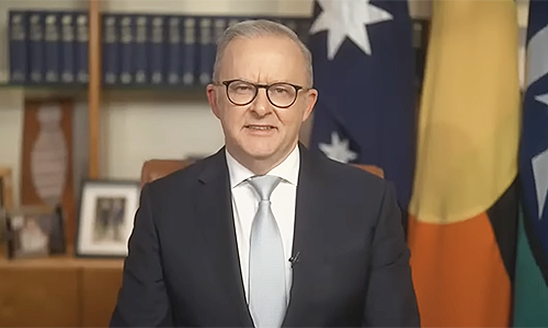 Australia loses its mind – & heart