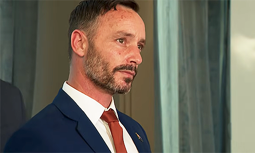 Panic as poll points to Liberal Party extinction