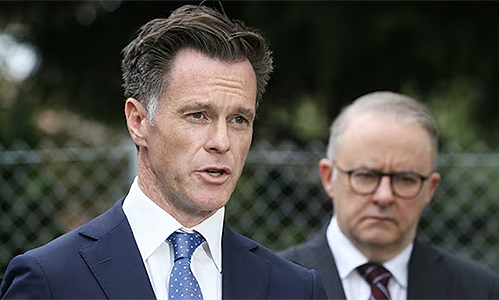 Minns caves to Albo’s climate insanity